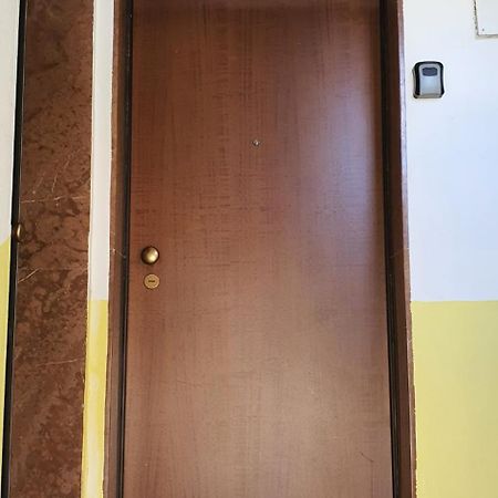 Center Apartment Тирана Экстерьер фото